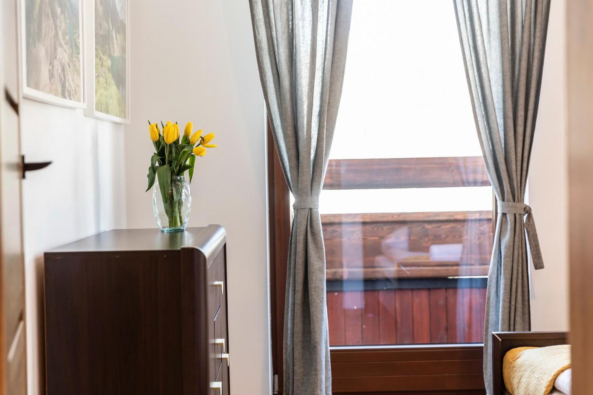 Udanypobyt Apartamenty Sloneczne Kościelisko Rom bilde